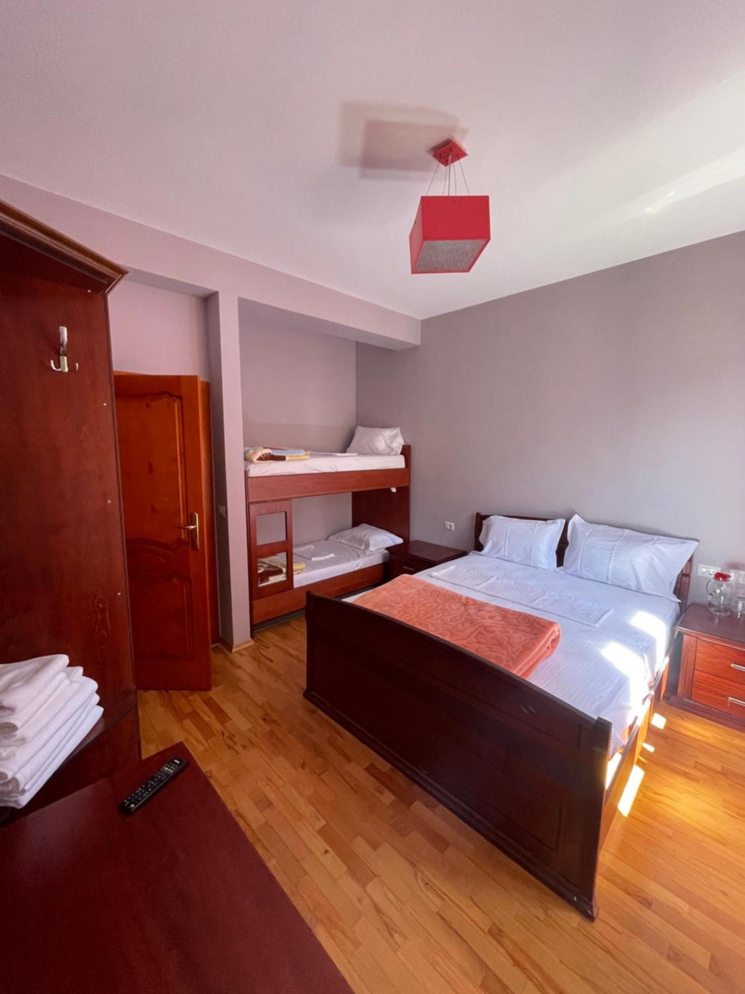 Lura Hotel Fushe-Lure Exterior photo