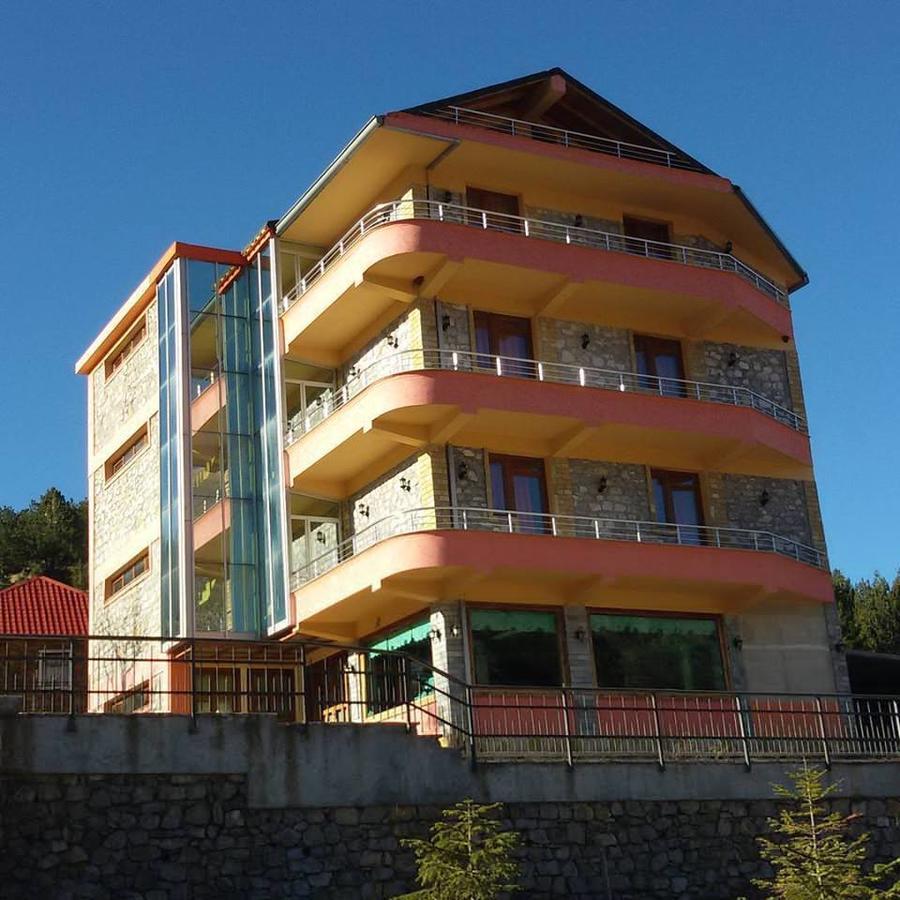 Lura Hotel Fushe-Lure Exterior photo